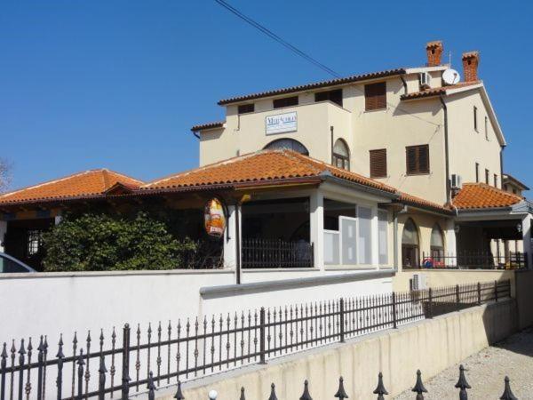Cozy Apartments And Rooms Pavicini Segotici Exteriér fotografie